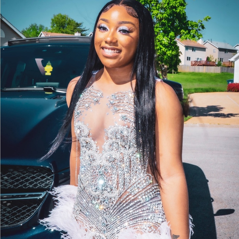 Prom Dress - Picture 2 of 4
